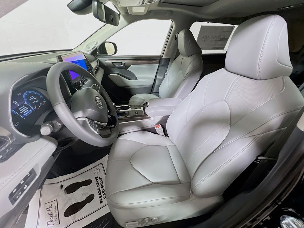 2026 Toyota Highlander Hybrid Limited S