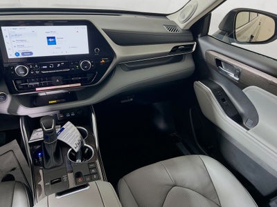 2026 Toyota Highlander Hybrid Limited S