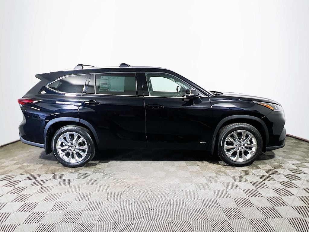 2026 Toyota Highlander Hybrid Limited S