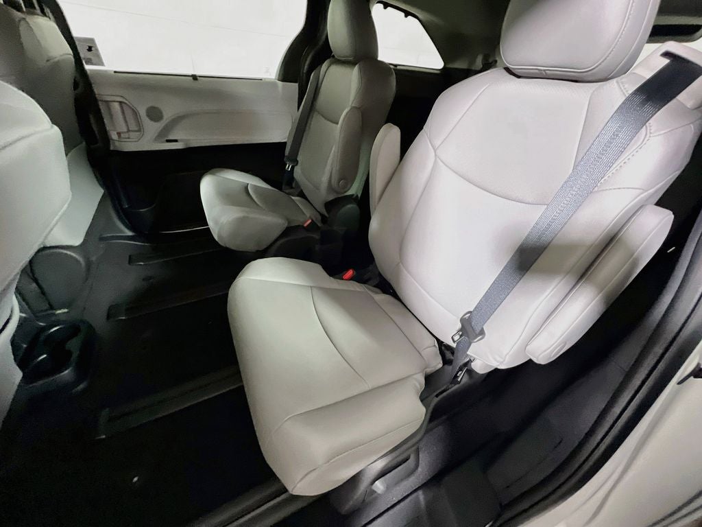 2026 Toyota Sienna XLE S