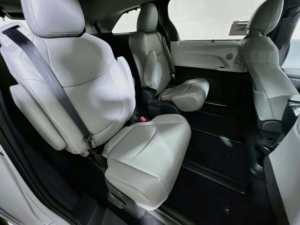 2026 Toyota Sienna XLE S