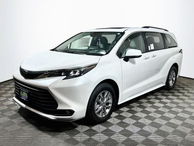 2026 Toyota Sienna XLE S