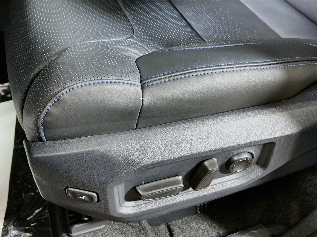 2026 Toyota Tundra i-FORCE MAX Platinum i-FORCE MAX