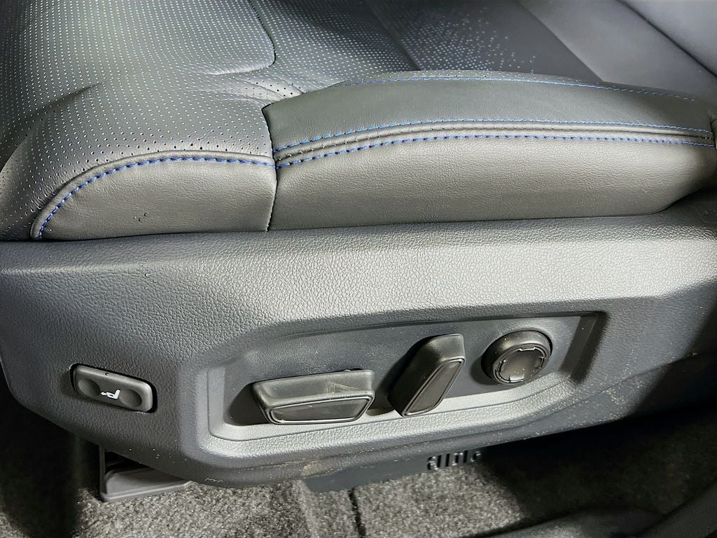 2026 Toyota Tundra i-FORCE MAX Platinum i-FORCE MAX