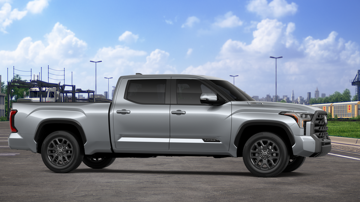 2026 Toyota Tundra i-FORCE MAX Platinum i-FORCE MAX