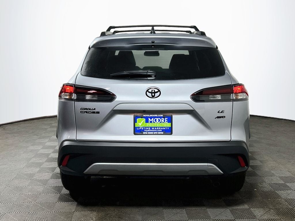 2026 Toyota Corolla Cross LE
