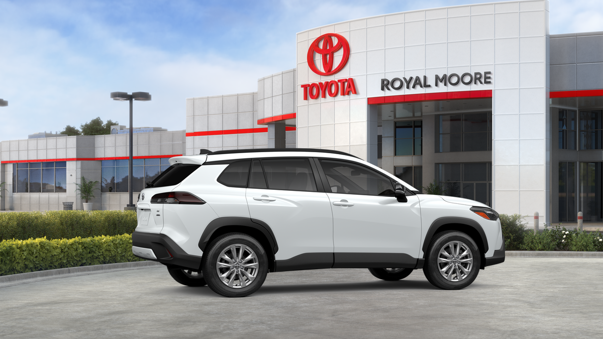 2026 Toyota Corolla Cross LE