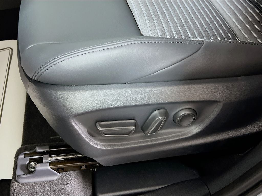 2026 Toyota Corolla Cross Hybrid Hybrid XSE