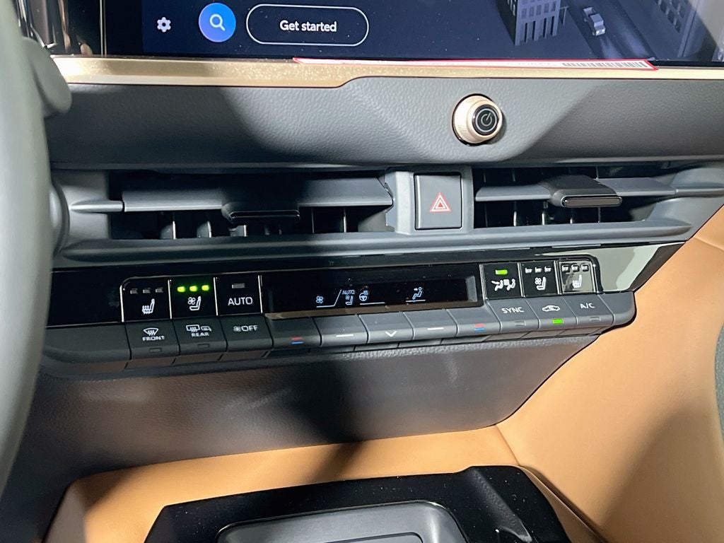 2026 Toyota Toyota Crown Signia Limited