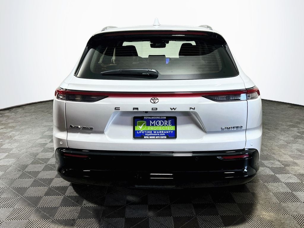 2026 Toyota Toyota Crown Signia Limited