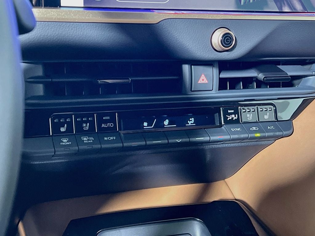 2026 Toyota Toyota Crown Signia Limited
