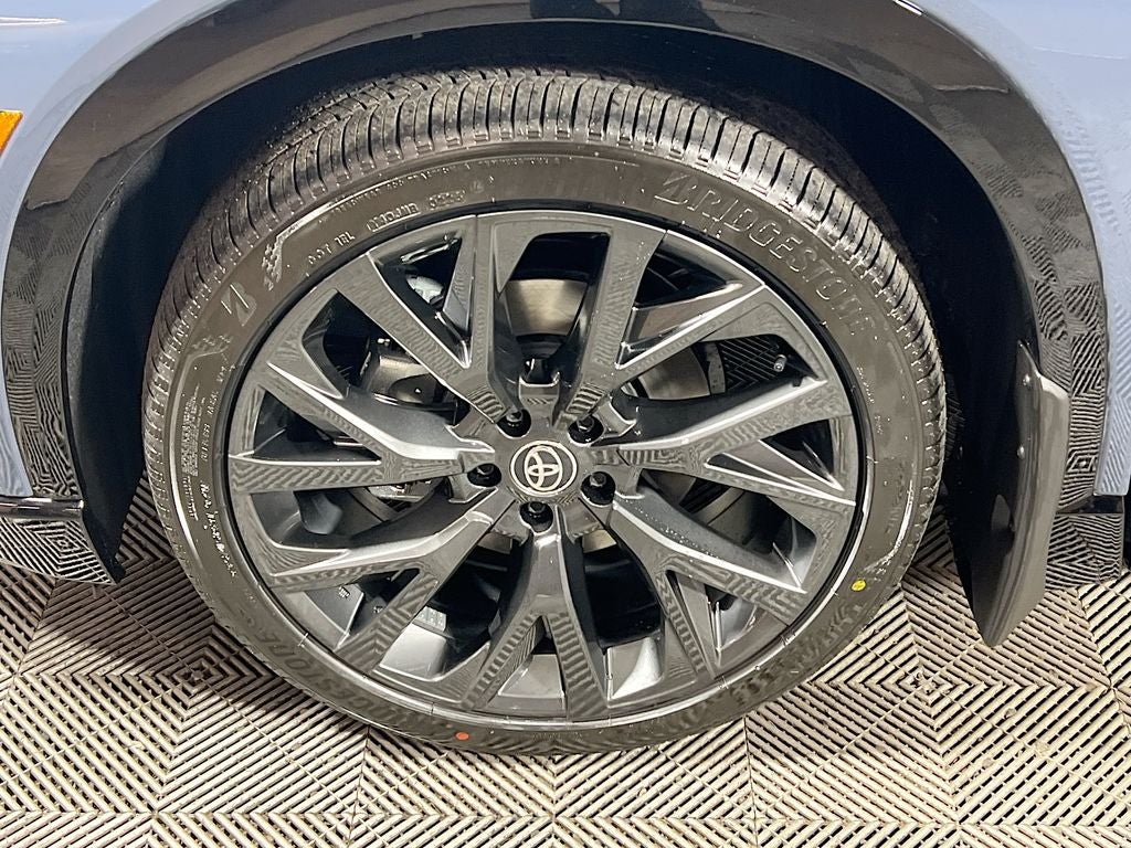 2026 Toyota Toyota Crown Signia Limited