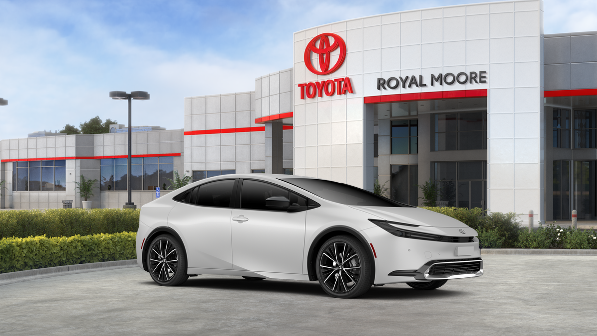 2027 Toyota Prius XLE