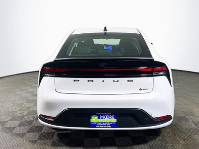 2026 Toyota Prius LE S