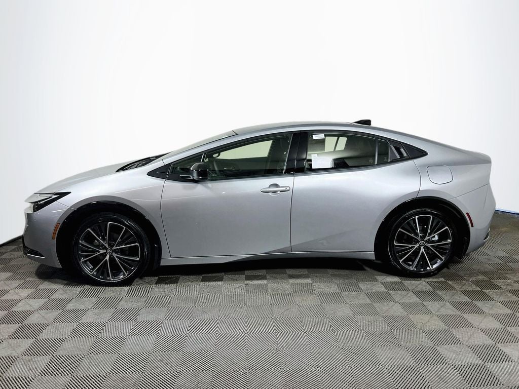 2027 Toyota Prius XLE