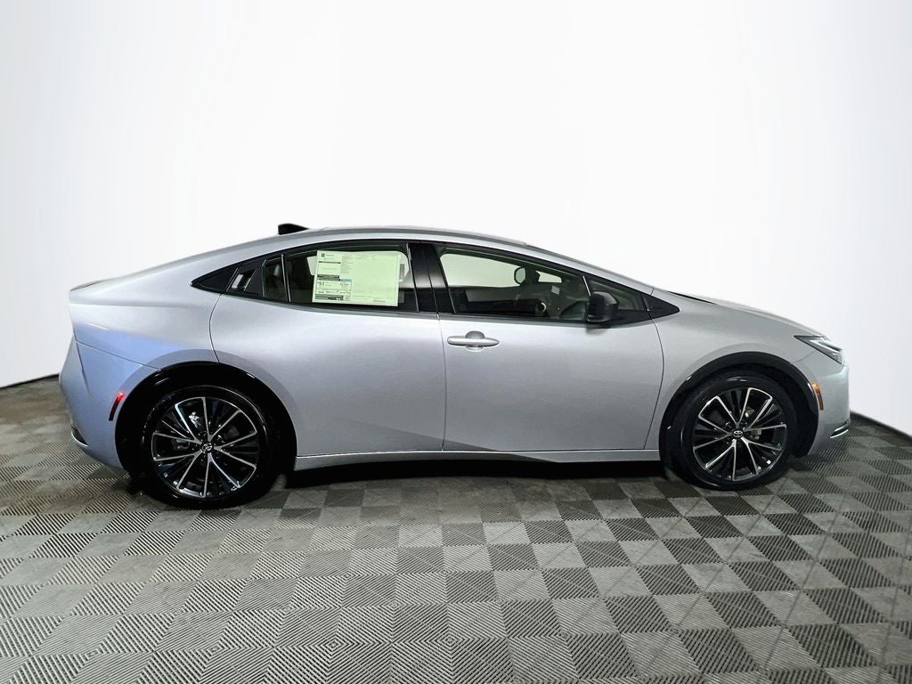 2027 Toyota Prius XLE