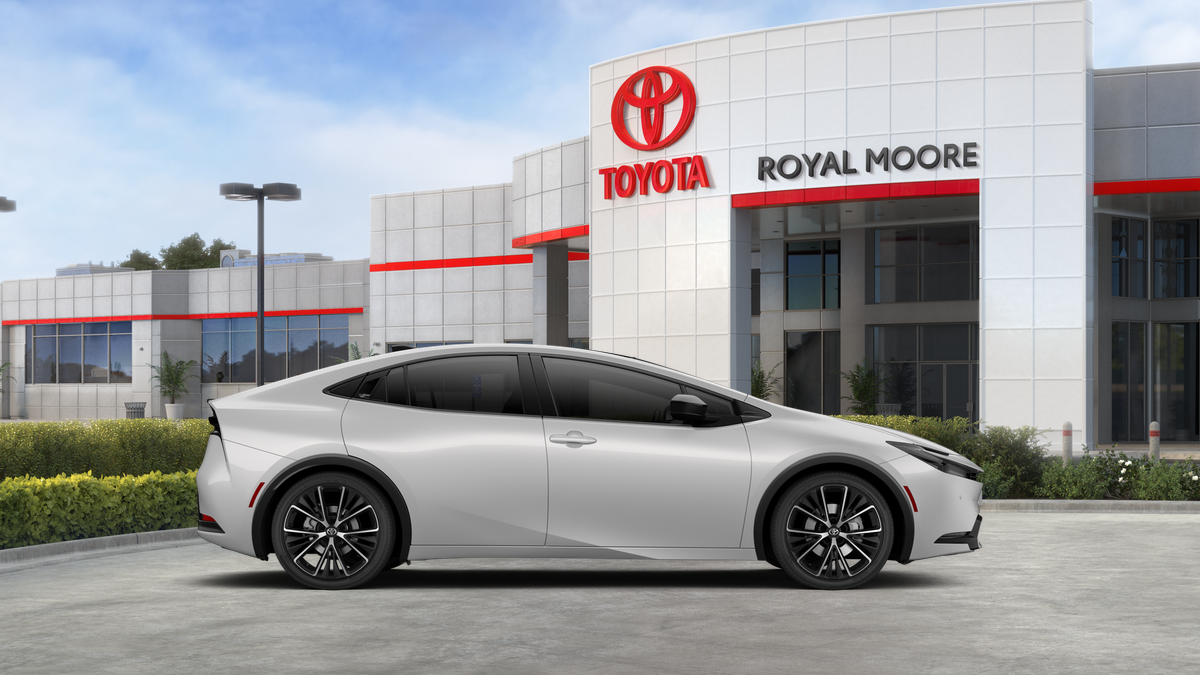 2027 Toyota Prius XLE