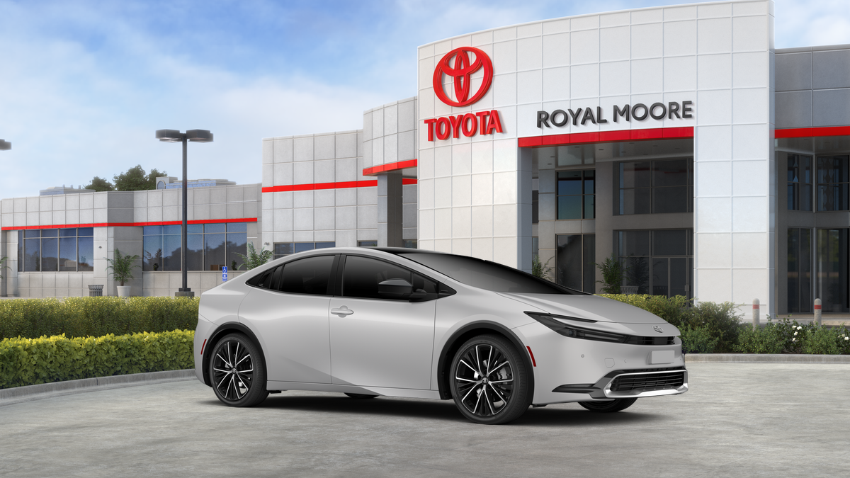 2027 Toyota Prius XLE