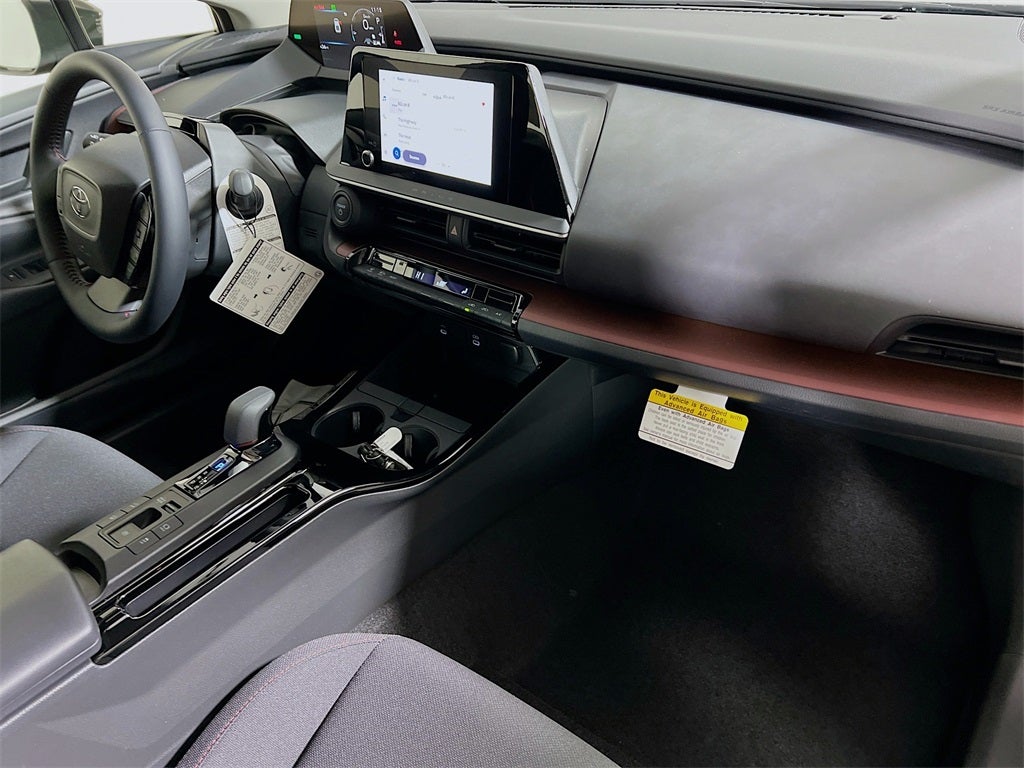 2026 Toyota Prius Plug-in Hybrid SE