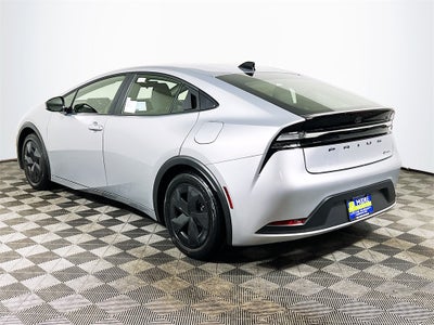 2026 Toyota Prius Plug-in Hybrid SE