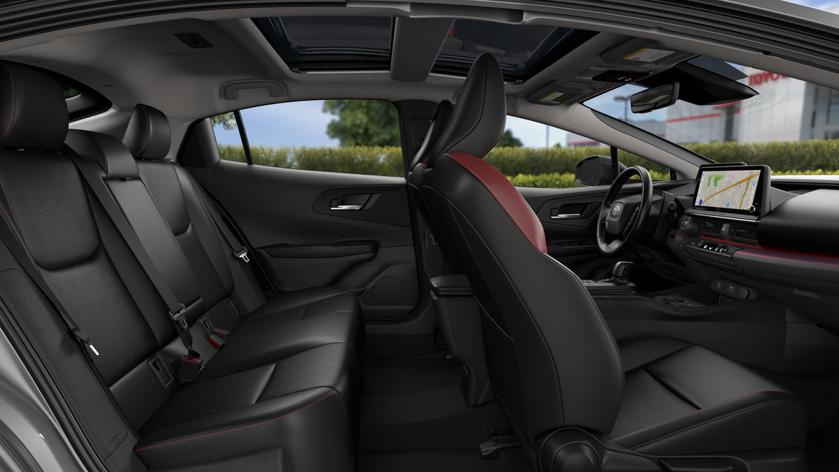 2027 Toyota Prius Plug-in Hybrid XSE