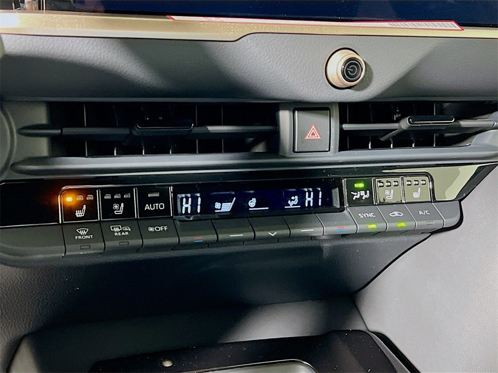 2026 Toyota Toyota Crown Platinum