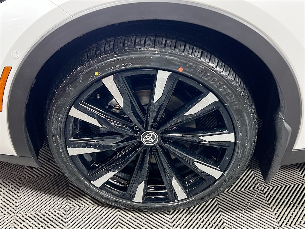 2026 Toyota Toyota Crown Platinum