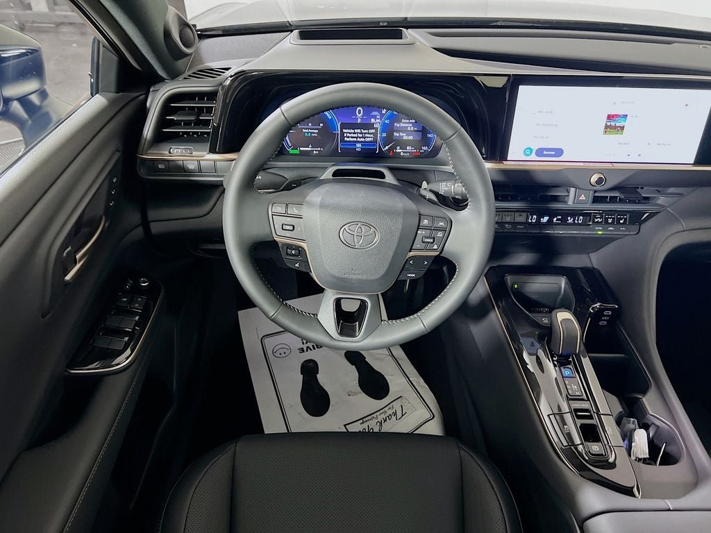 2026 Toyota Toyota Crown Platinum