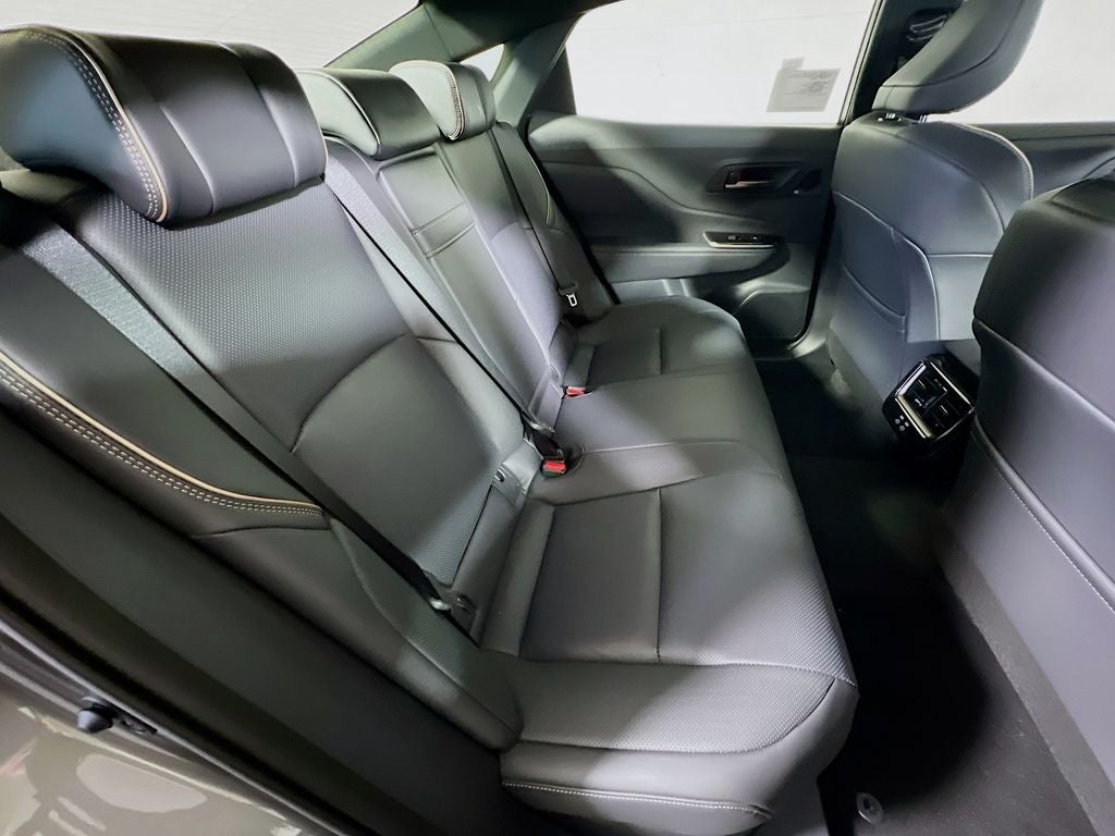 2026 Toyota Toyota Crown Platinum