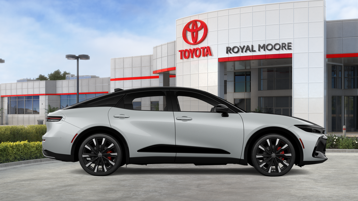 2027 Toyota Toyota Crown Platinum