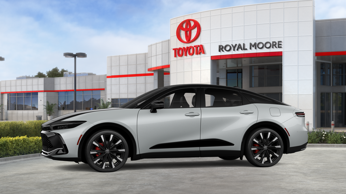2027 Toyota Toyota Crown Platinum