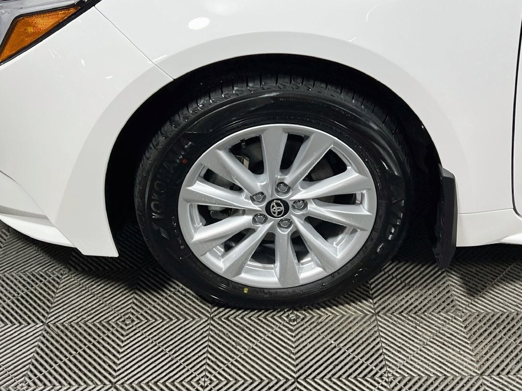 2027 Toyota Corolla Hybrid XLE S