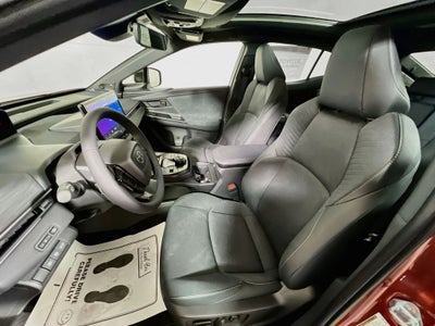 2026 Toyota C-HR XSE