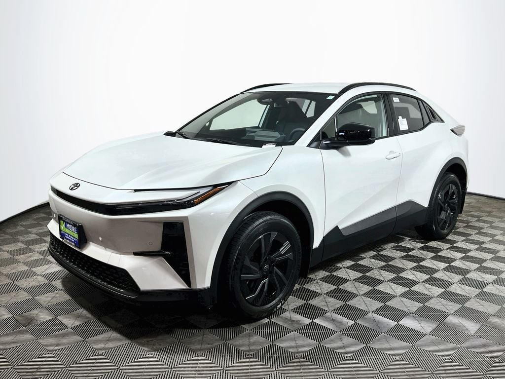 2026 Toyota C-HR SE