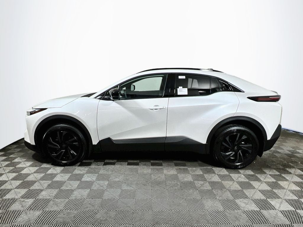 2026 Toyota C-HR SE