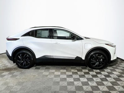 2026 Toyota C-HR SE