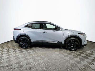 2026 Toyota C-HR SE