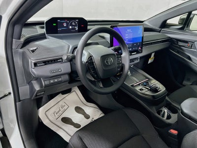 2027 Toyota C-HR SE