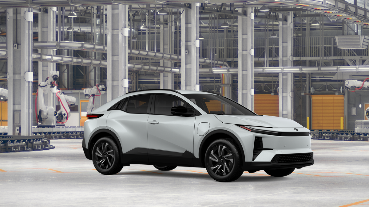 2027 Toyota C-HR SE