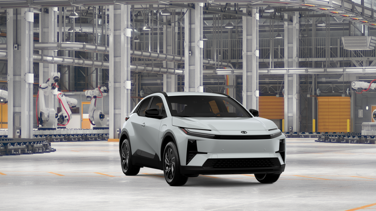 2027 Toyota C-HR SE