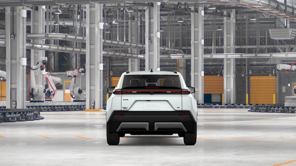 2027 Toyota C-HR SE