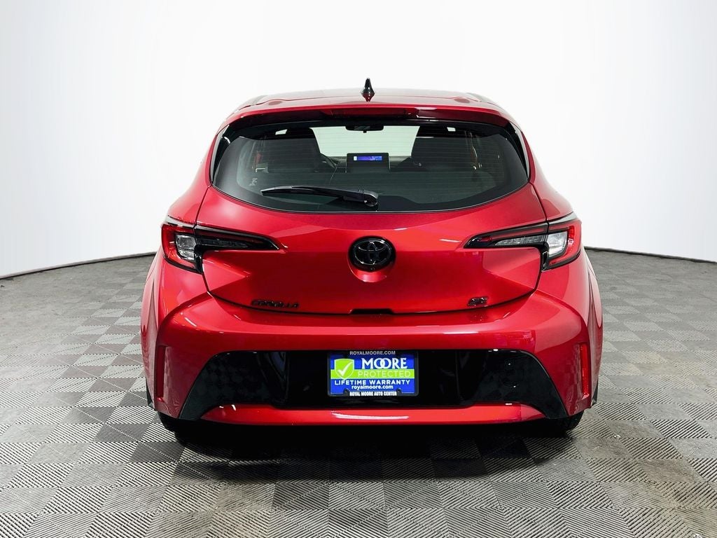 2026 Toyota Corolla Hatchback SE