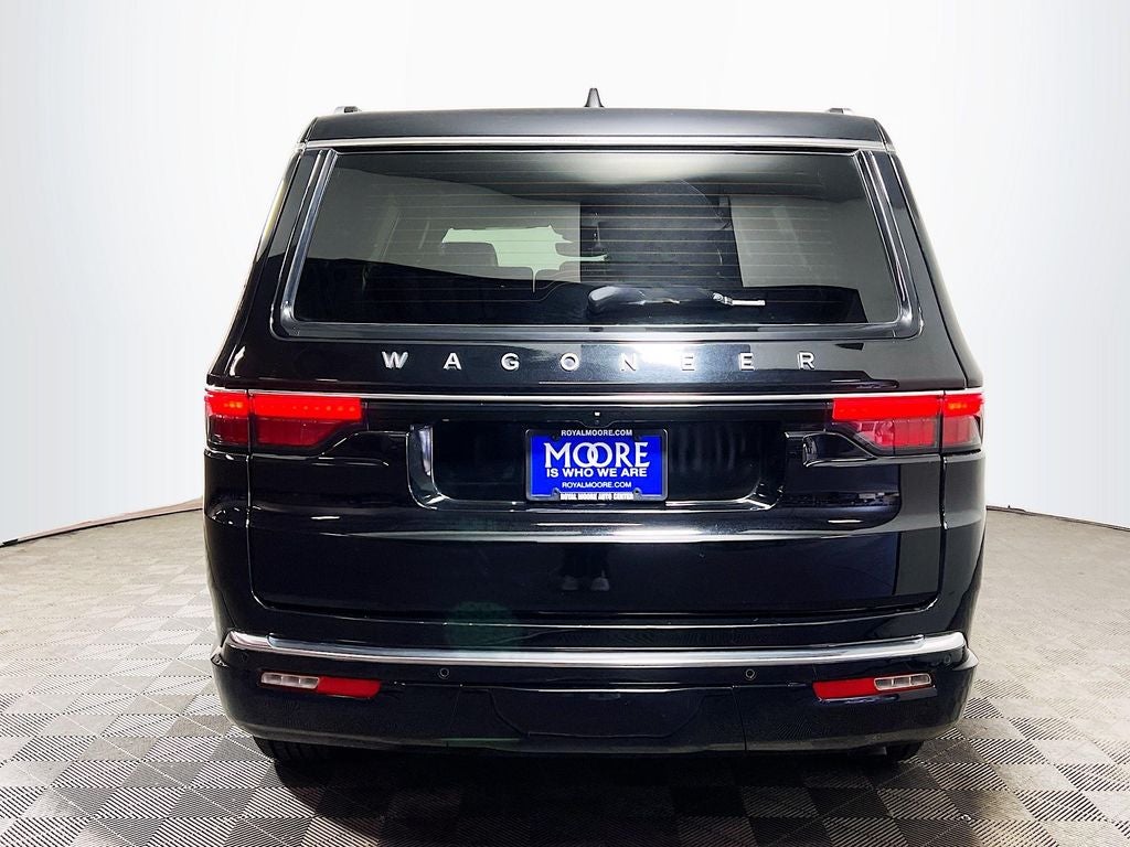 2024 Jeep Wagoneer Base