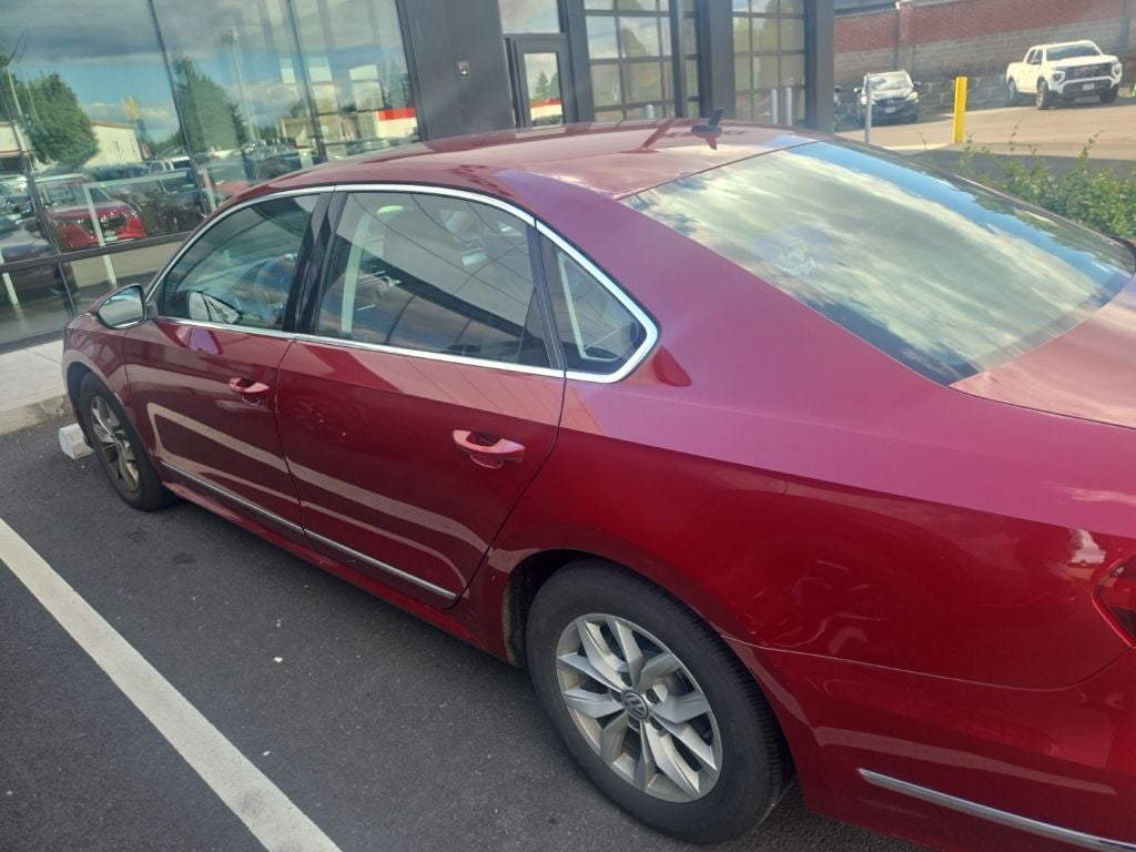2017 Volkswagen Passat 1.8T S