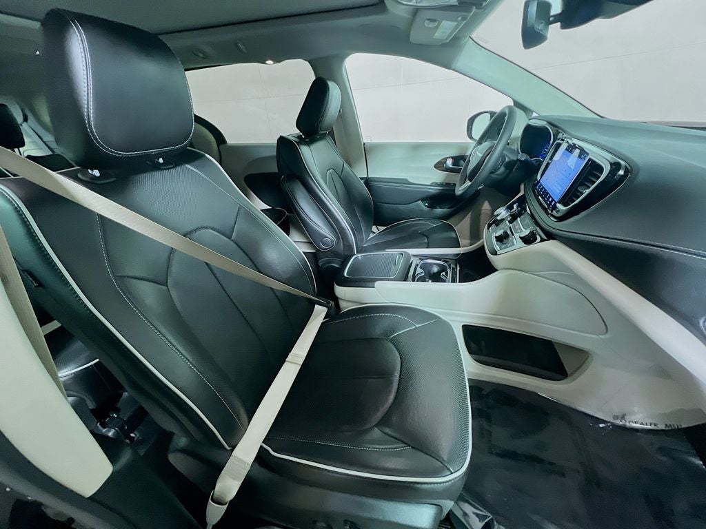 2023 Chrysler Pacifica Hybrid Limited