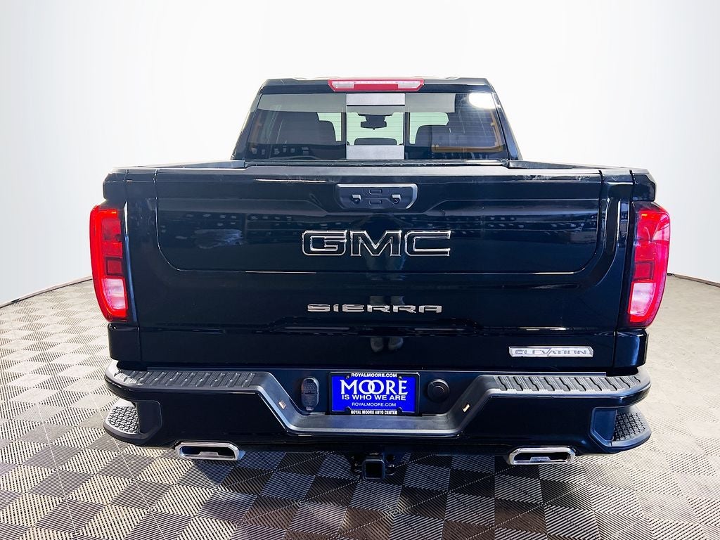 2025 GMC Sierra 1500 Elevation