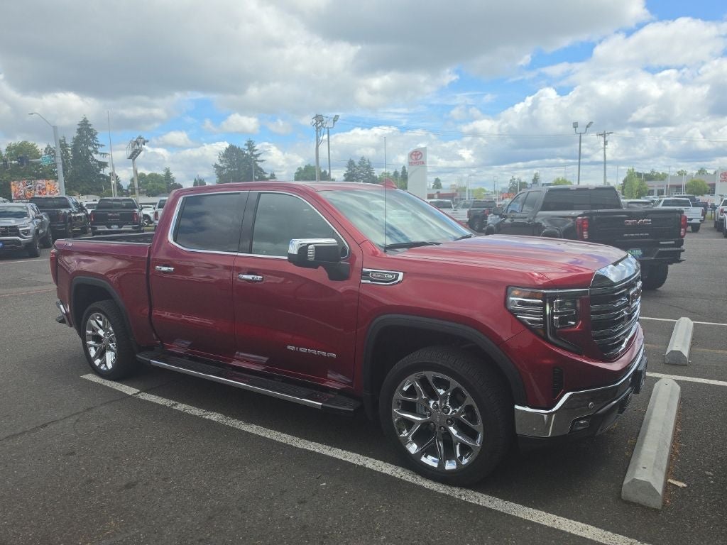 2025 GMC Sierra 1500 SLT