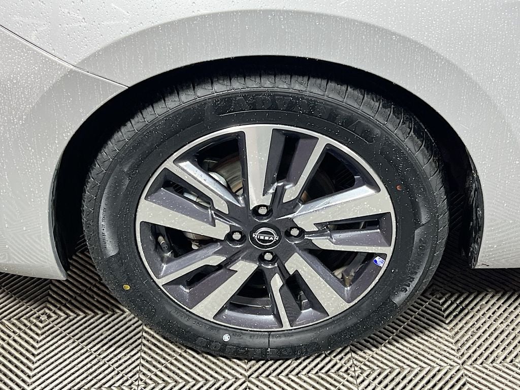 2024 Nissan Versa 1.6 SV