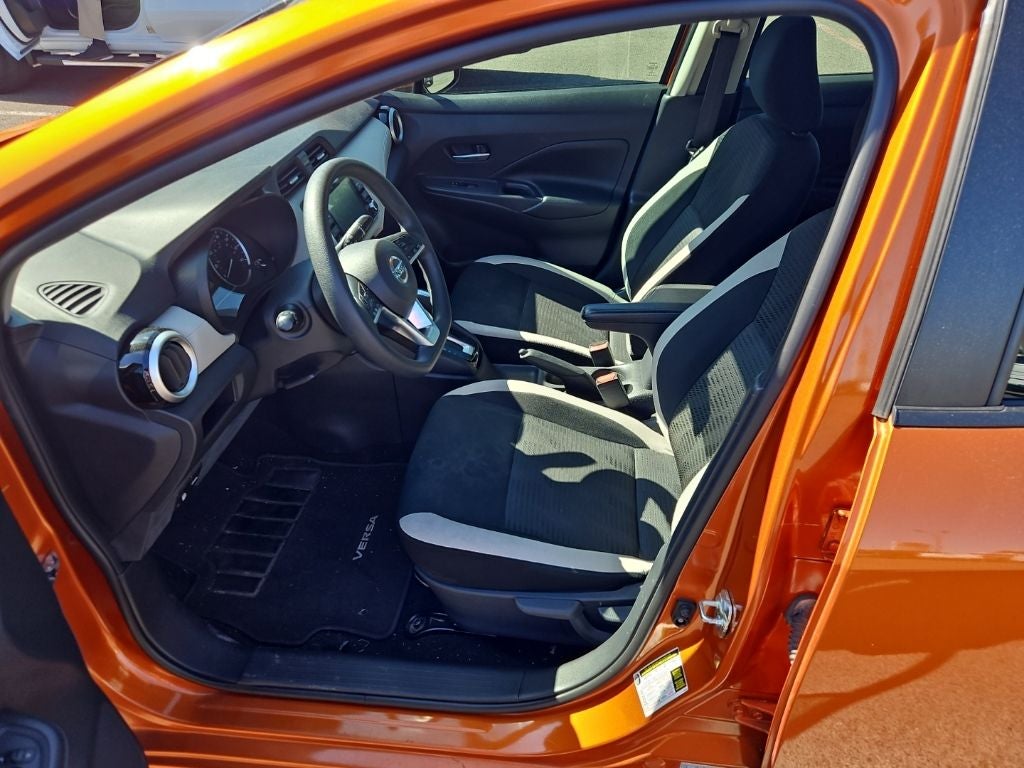2020 Nissan Versa 1.6 SV