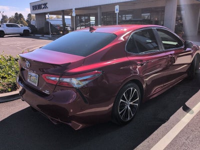 2018 Toyota Camry Hybrid SE